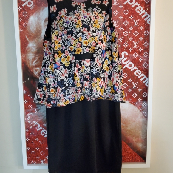 LITTLE BLACK DRESS with a Little Extra Dex XS Dress - Picture 7 of 8